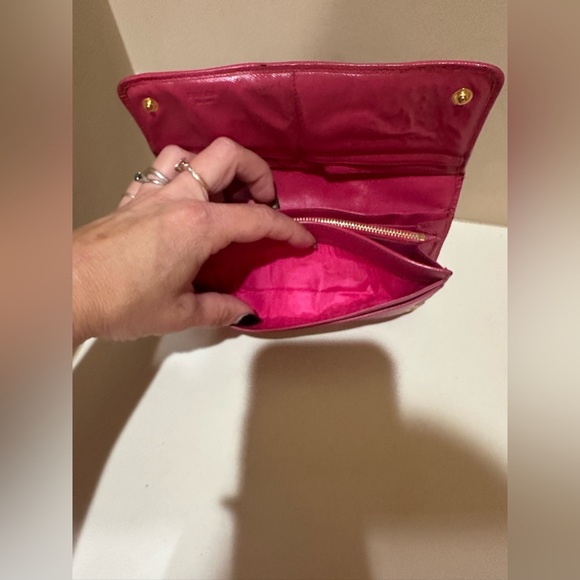 Prada Saffiano Pink Bow Snap Long Wallet - Picture 7 of 15